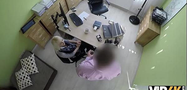 VIP4K. Das zarte Engelsgesicht wird mit Hardcore-Action gegen Bargeld verwöhnt